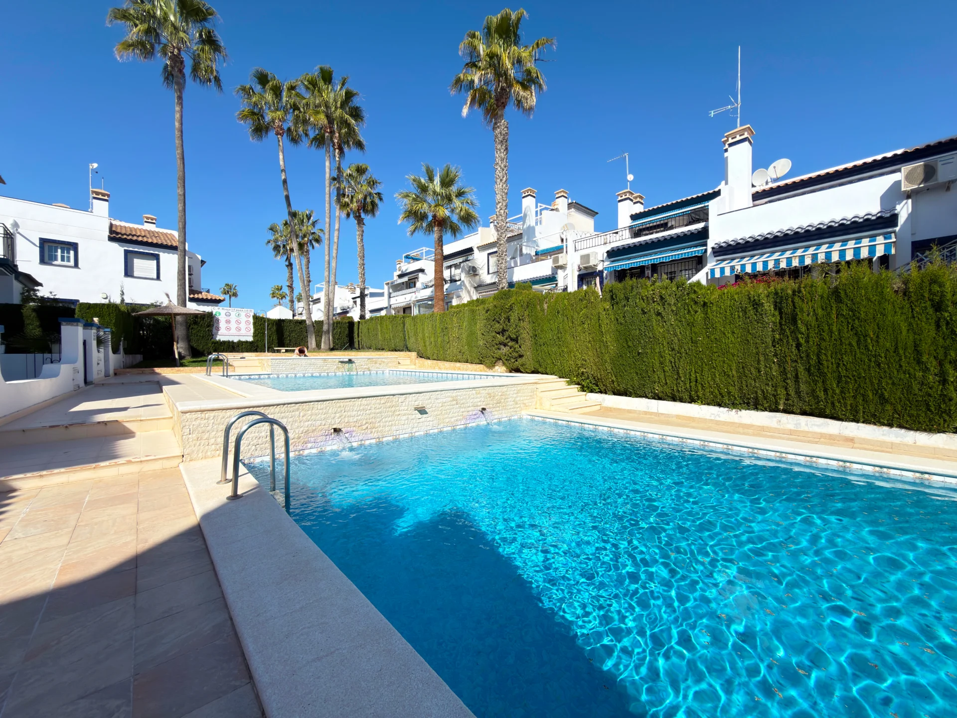 Fully Renovated 2-Bedroom Bungalow in Los Dolses, Villamartín